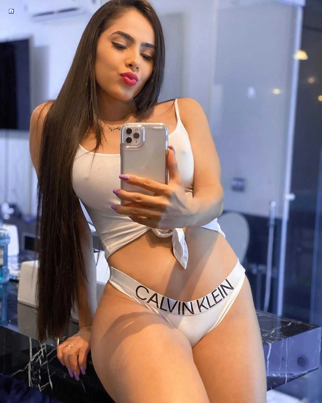 Foreign Escorts